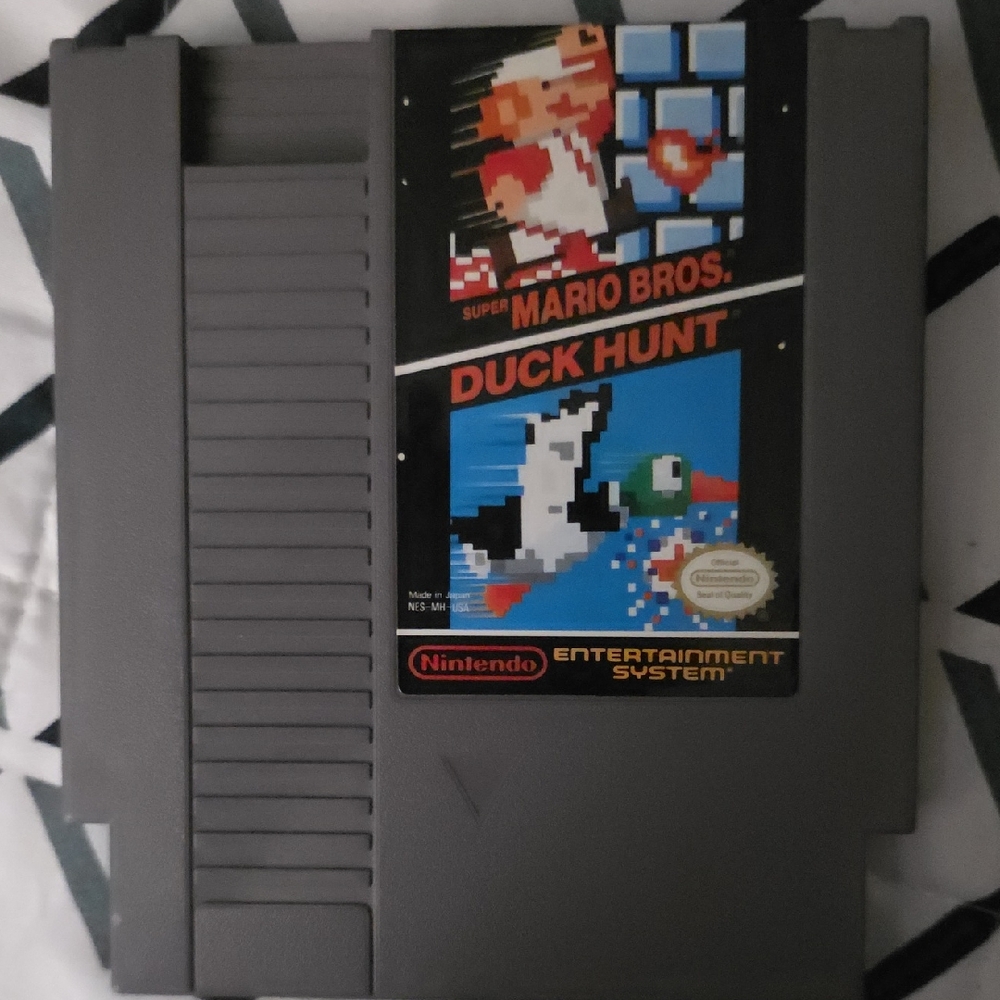 Nintendo Super Mario Bros. / Duck Hunt NES Game Cartridge - Gray